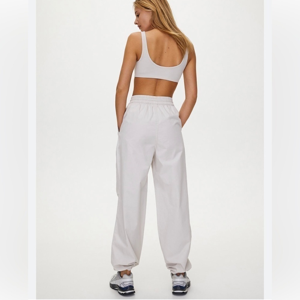 TNA Cargo Pants- Medium - Picture 2 of 8